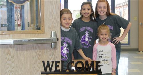 Pullen Elementary Hosts Visitors from the Leader in Me Symposium 